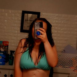 Emily Rose, Stunning Avalon Model, In Bathing Suit