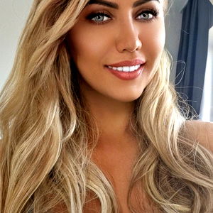 Kate Haven #1 Squir๐ฆ ty Office Babe photo