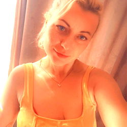 Your f*cking little princess! 😏💋,