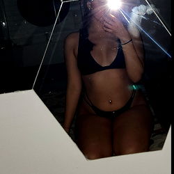 OnlyFans Model Sofi 🦋 Poses for Camera in Private Space