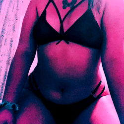 Chilean Model 💋 in Lingerie, Posing for OnlyFans