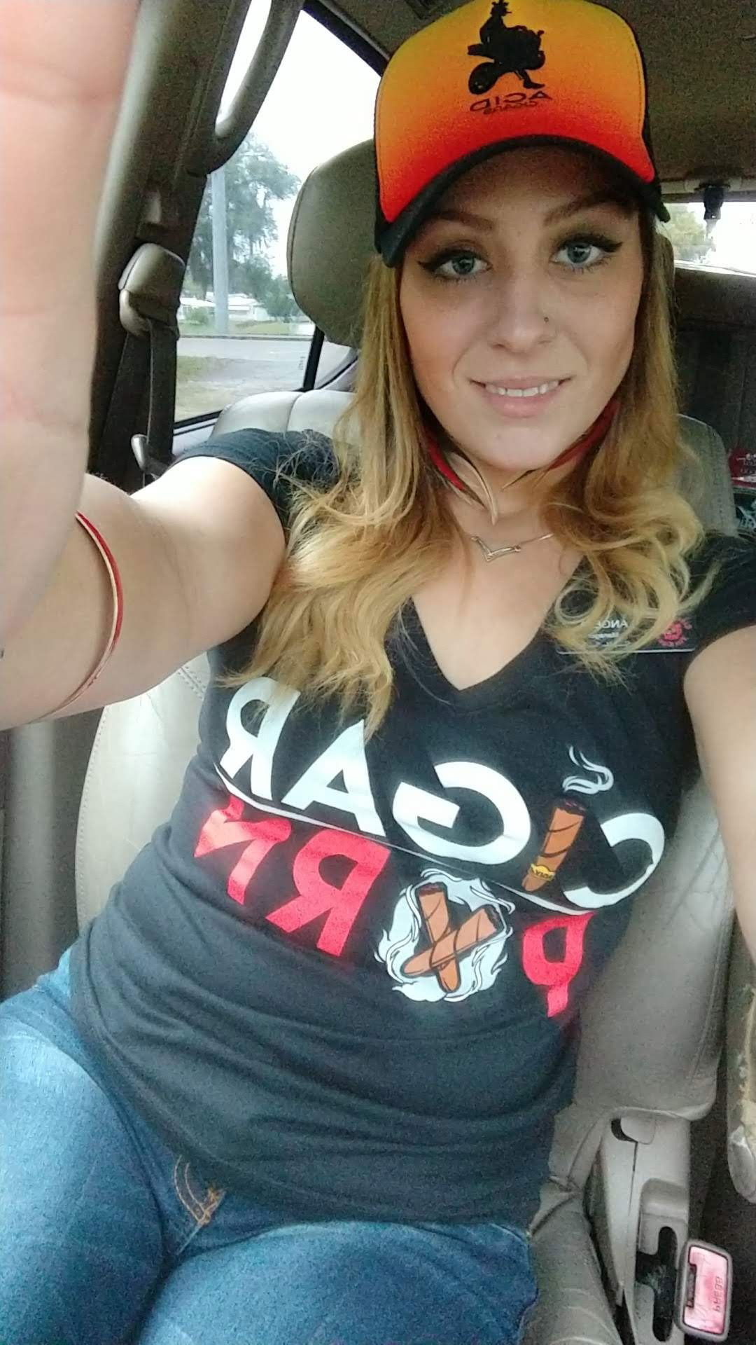 Momma Tootsies photo