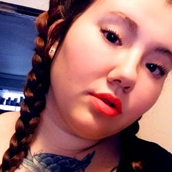 SoPrettyMama: A Tattooed Braid Queen