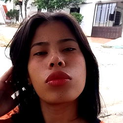 Andrea Rincón in a candid moment