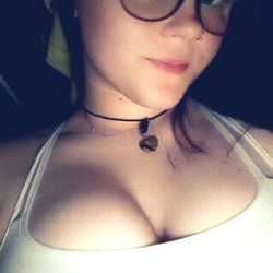 Space Age Beauty in Saaki's OnlyFans