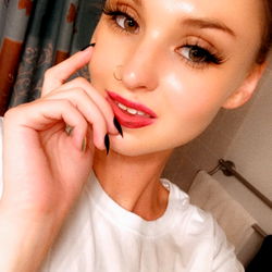 Kayleigh Cake: Stylish Denver-Based Model