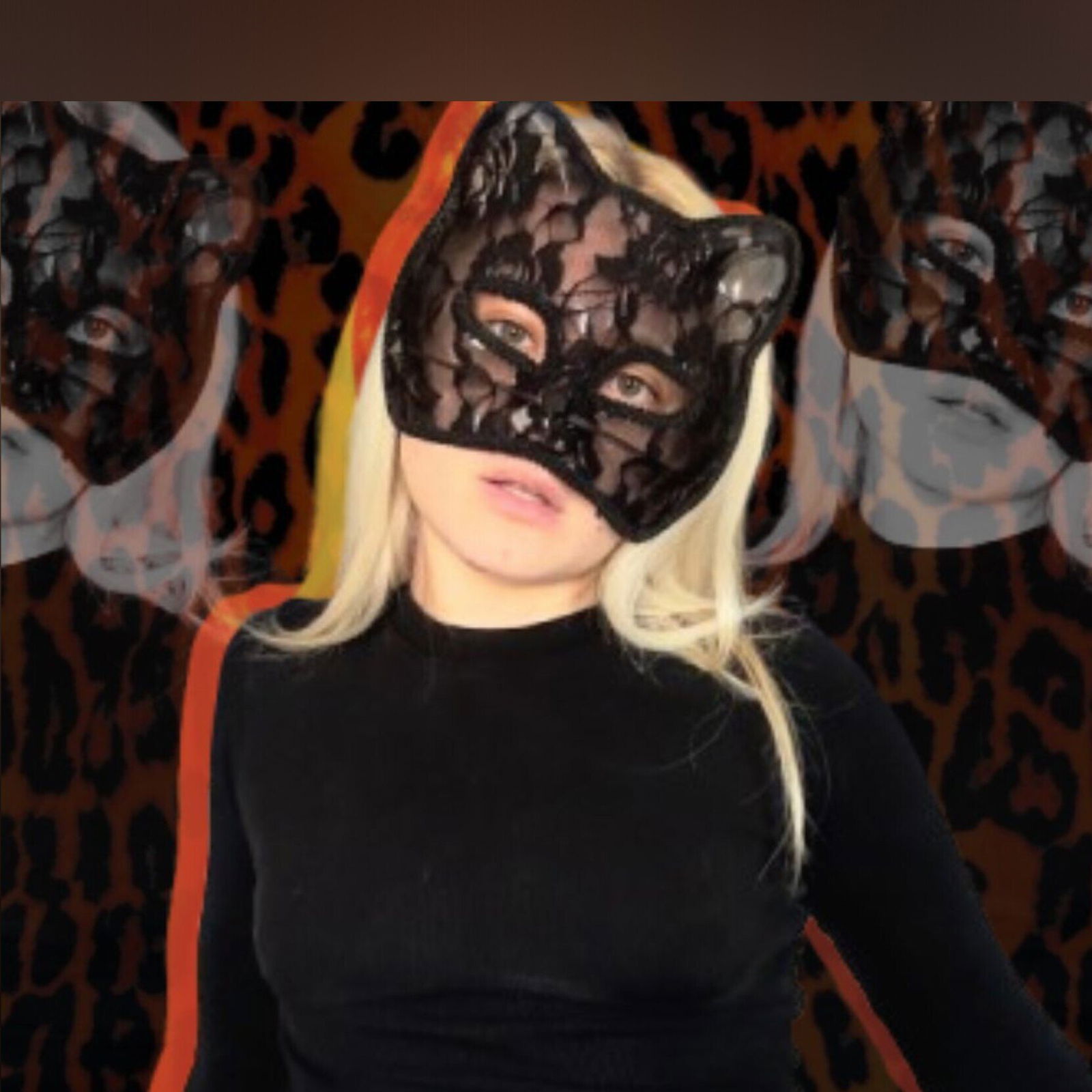 T U T O R    K photo