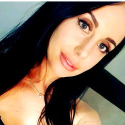 Vee Vee, 20-something Woman with Long Dark Hair