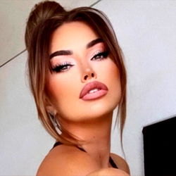 Aesthetic Anna Maria Palmowska Portrait