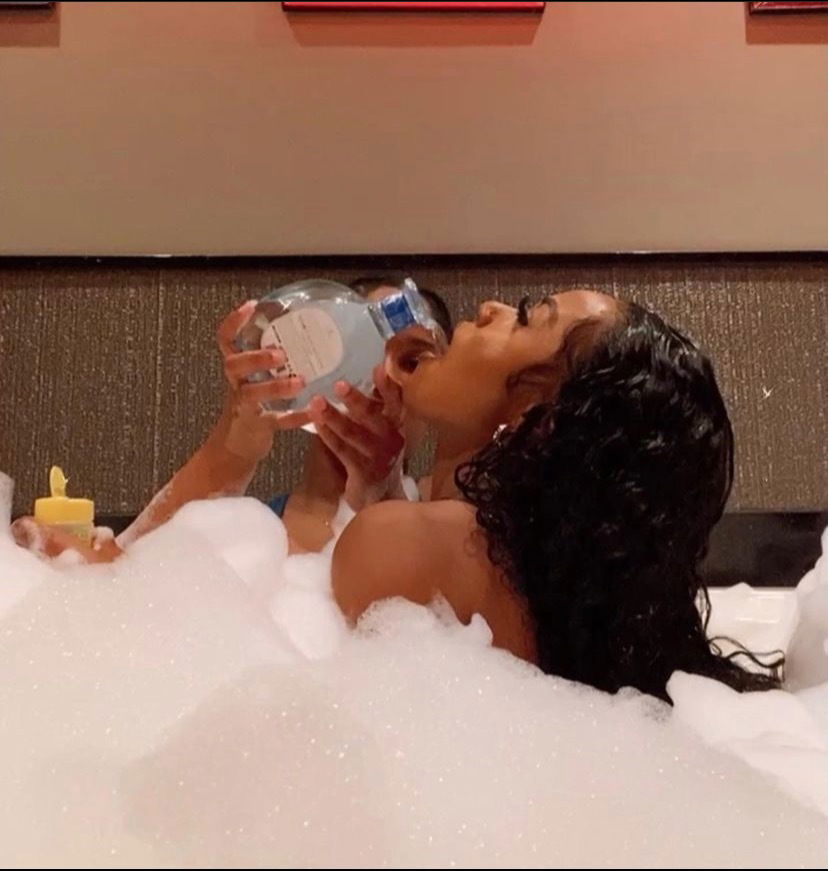 LesbihonestXXX photo