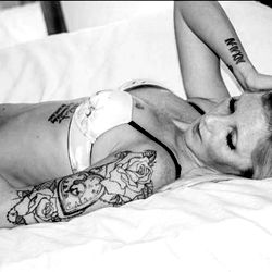 Savannah mlynn photo