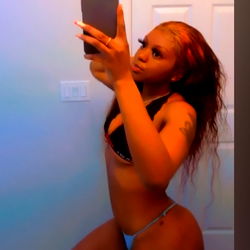 Mystic.playa, Instagram Model