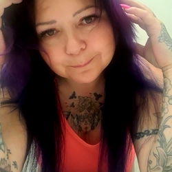 Annabelle on OnlyFans - A Purple Haired Tattooed Beauty