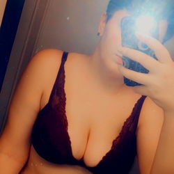 AmanitaMay - Onlyfans Model Showcasing Her Bra and Underwear in a Bathroom Mirror