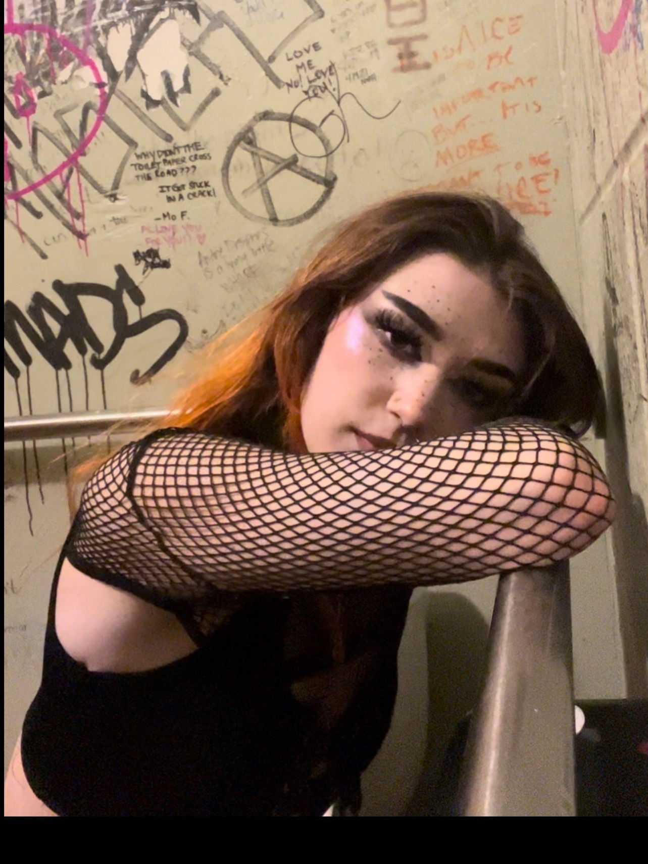 𝕎𝕣𝕖𝕟 𝕩𝕠𝕩𝕠 photo