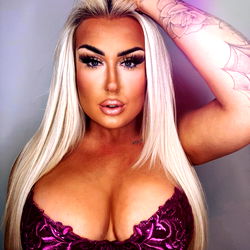 Hennessy 💞 SEXTING QUEEN 💞 photo