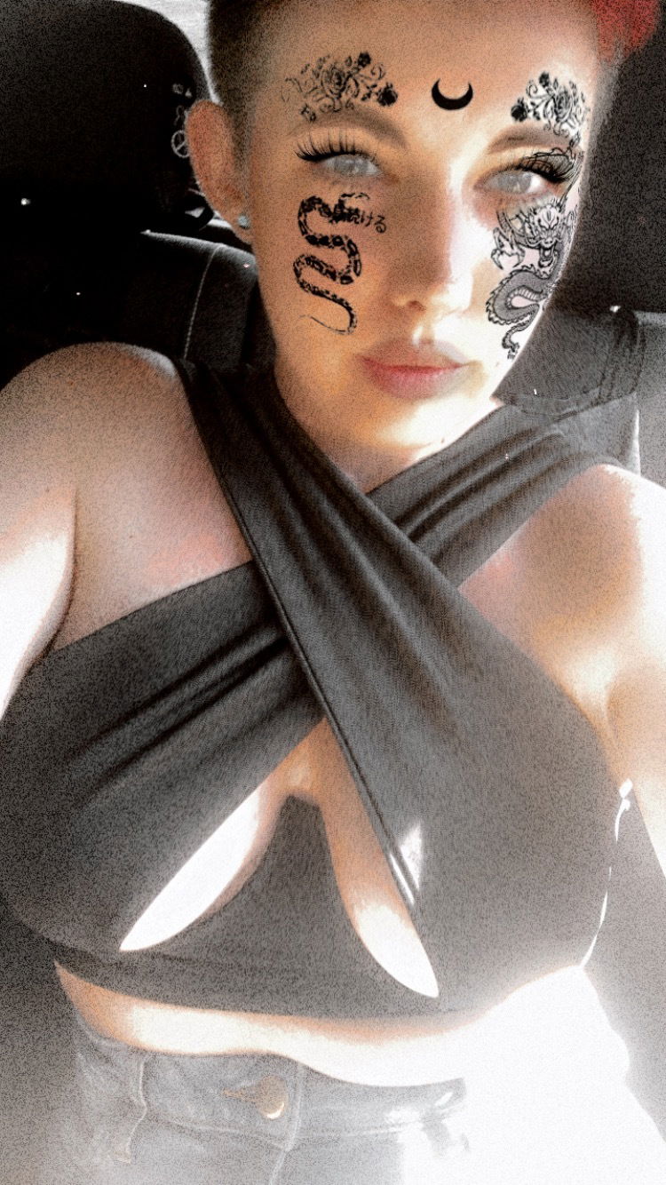 Kealy Mitchell photo