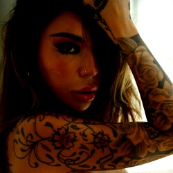 Tattooed Beauty: Kimmy's Tattooed Allure