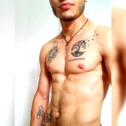 Andrés Ramos, Fitness Model and Influencer from Armenia