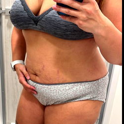 OnlyFans Model: ✨💦 H0rny Kinky Mommy 🥵😋