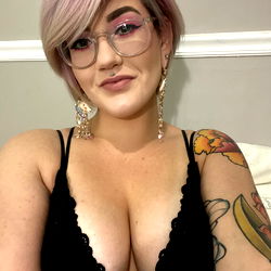 Pastel Peach: A South! Onlyfans Model