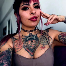 Vianey of OnlyFans, Model and Content Creator