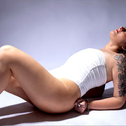 𝐈𝐥𝐨𝐧𝐚 photo