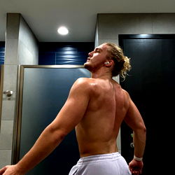 Adonis in the Gym, Los Angeles