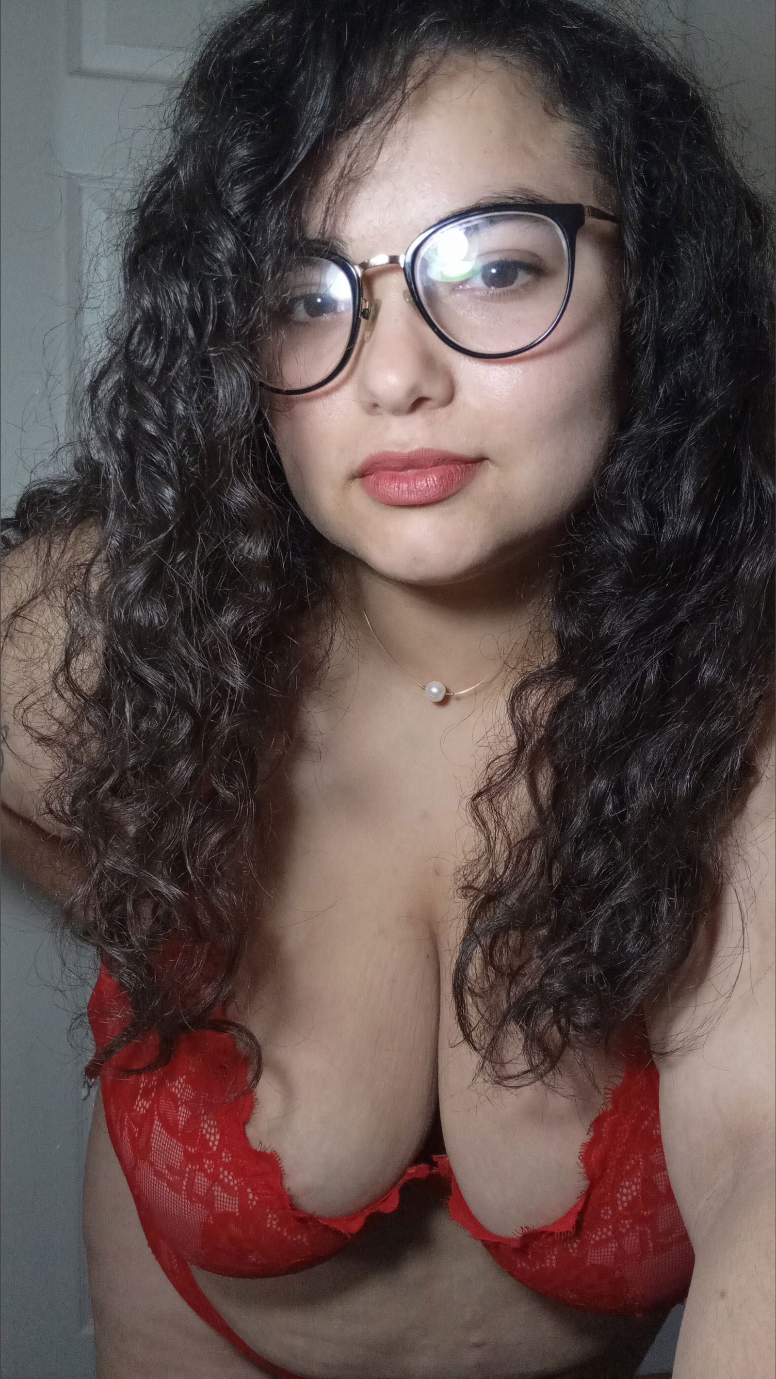 Big curvy Malia Gartner photo