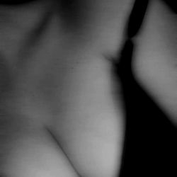 Alanna: A Photographic Study on the Allure of OnlyFans Models