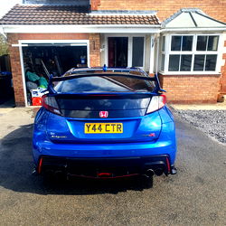Honda Civic Type R in a UK driveway