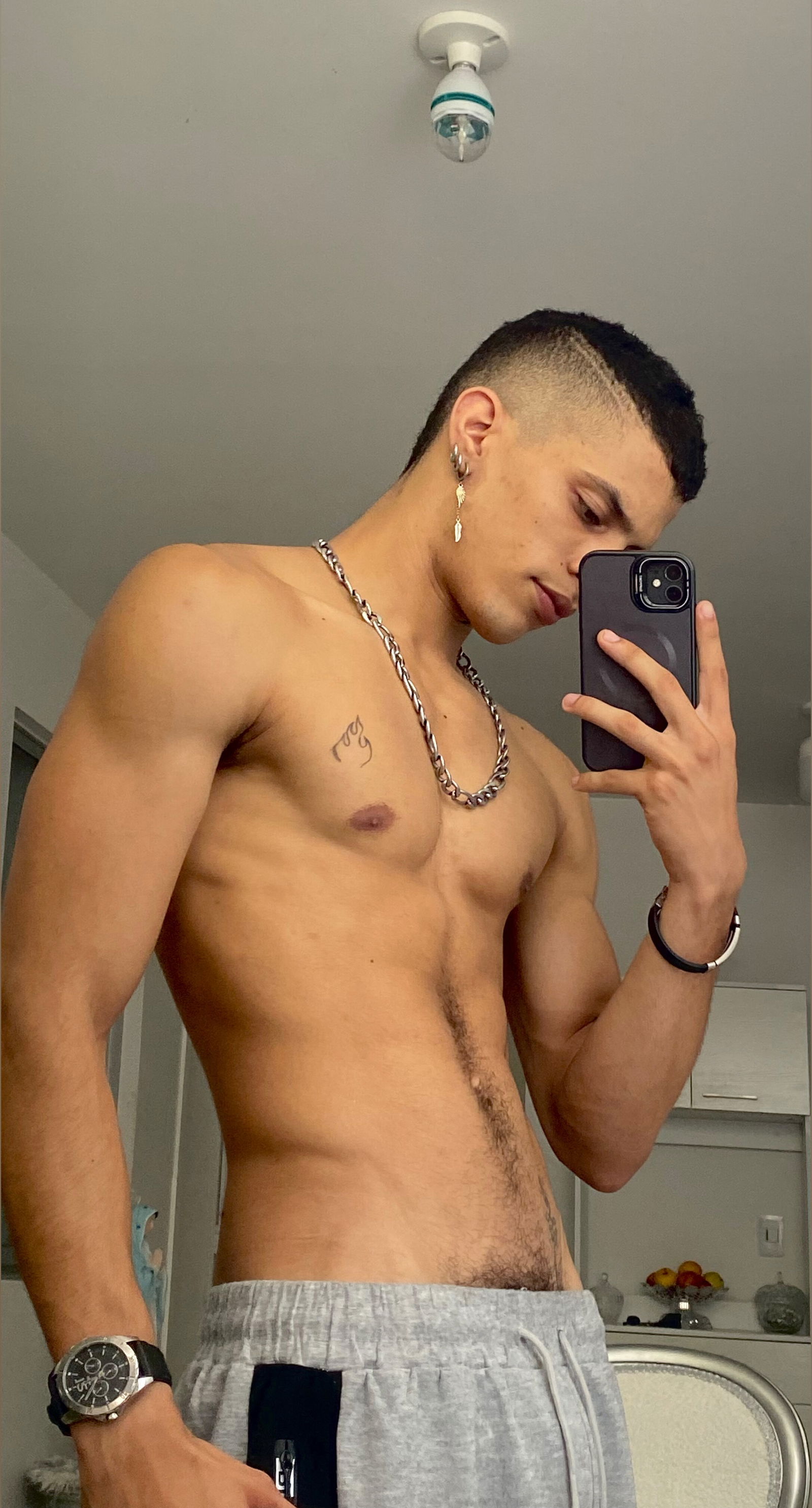 Mike Castaño. photo