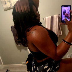 OnlyFans Model NoelleLovesYou