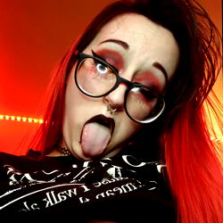 𖤐𝔱𝔥𝔦𝔠𝔨 𝔤𝔬𝔱𝔥 𝔠𝔶𝔟𝔢𝔯 𝔤𝔣𖤐 photo