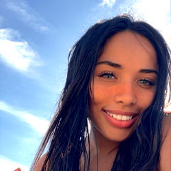 Alessandra's Sunny Smile