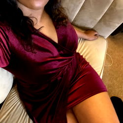 Onlyfans Model Sunshine Posing for Photograph