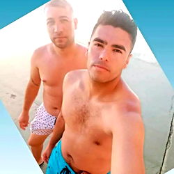 Angel y Ale - Model Photo