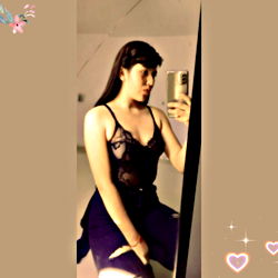 Adriana Alvarez photo