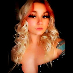 Alleia: Florida's Enigmatic Influencer