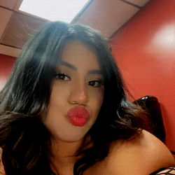 Saturnbabyyy, OnlyFans Model Posing for a Selfie