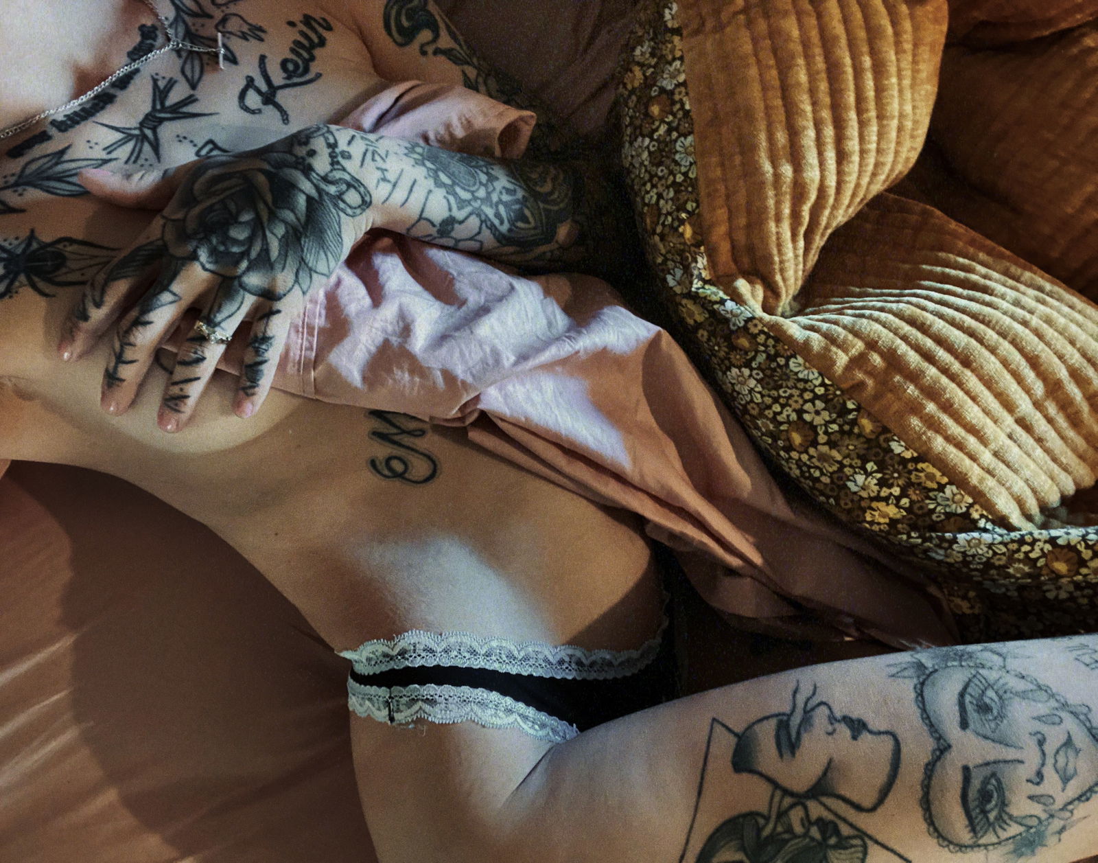 🥀🕸 ℭ𝔩𝔞𝔦𝔯𝔢 🕸🥀 photo