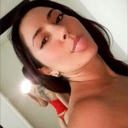 Exquisite OnlyFans Model Renata Showcasing Her Allure