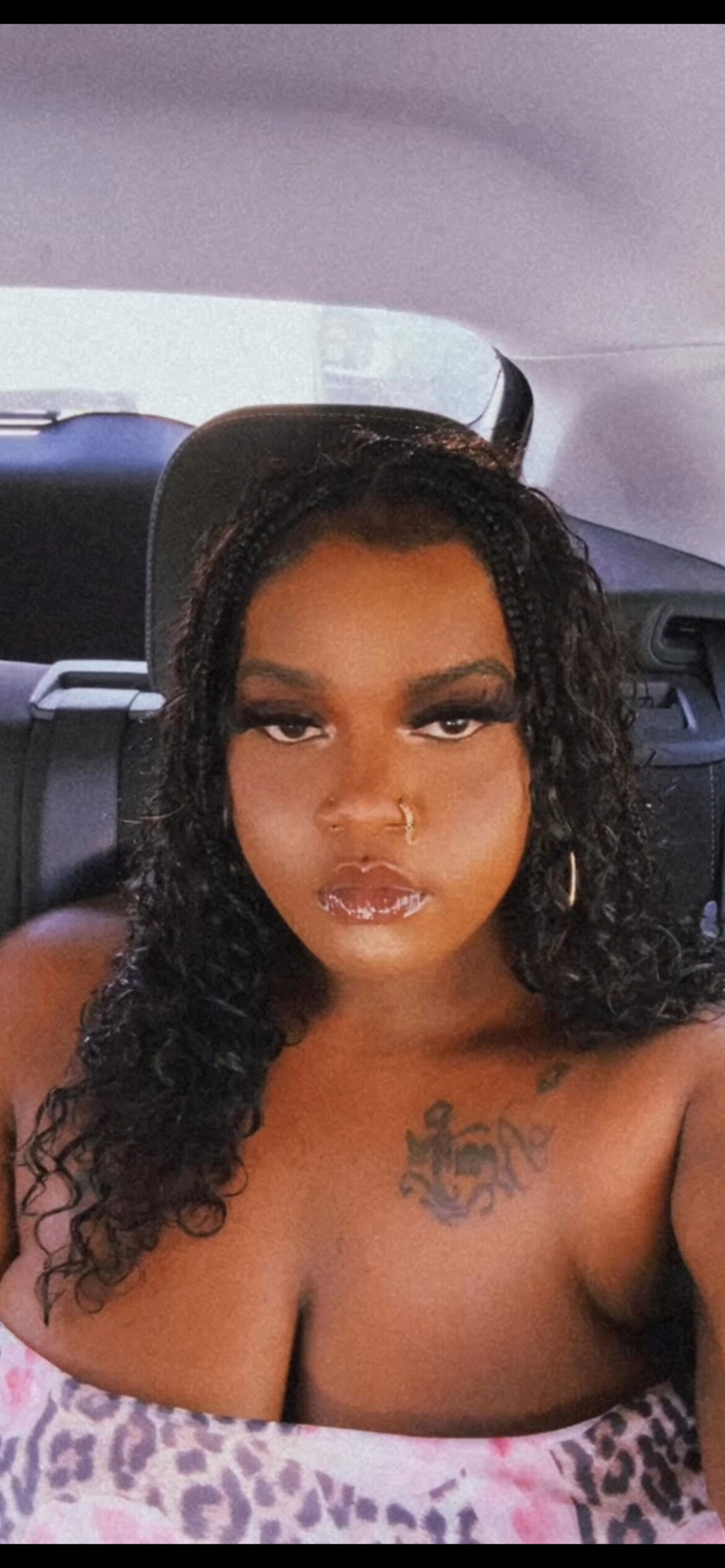 Milkinggoddesss🖤⛓️ photo