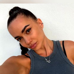 Angie 🍭 - Your dream's 🤍