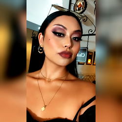 Amaranta Fierro: Colombian Model Posing for Photo